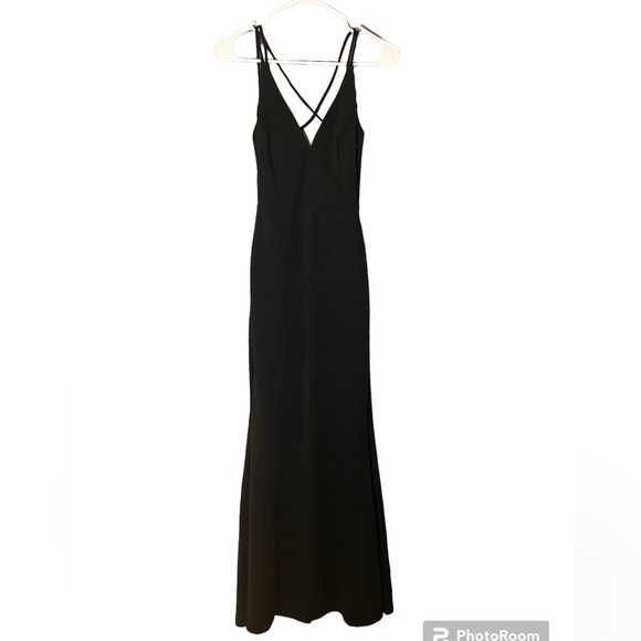 Lulu’s Black Long Dress Size Small - Picture 2 of 6